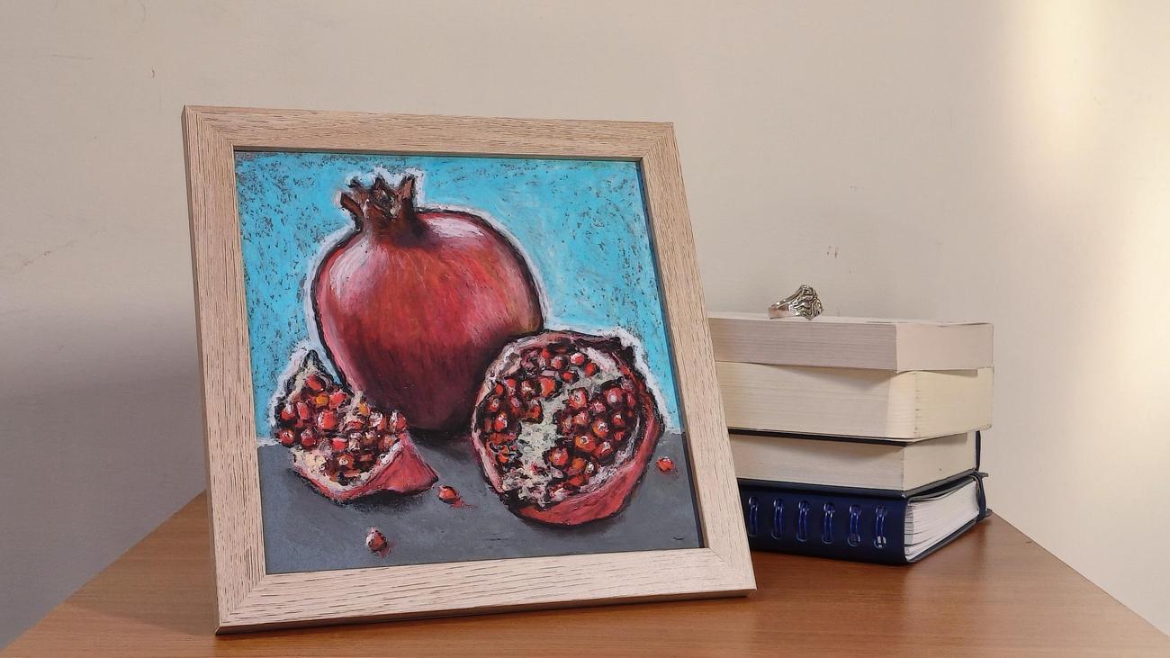 Cuore di Rubino, natura morta a pastello a olio con melograno