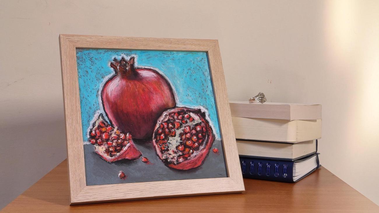 Cuore di Rubino, natura morta a pastello a olio con melograno