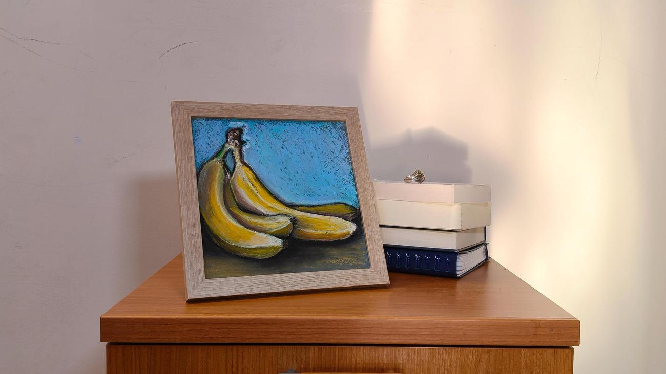 Dolcezza Tropicale, natura morta a pastello a olio con banane