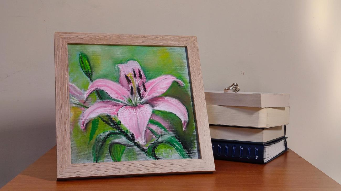 Eleganza Rosa, natura morta a pastello a olio con giglio rosa