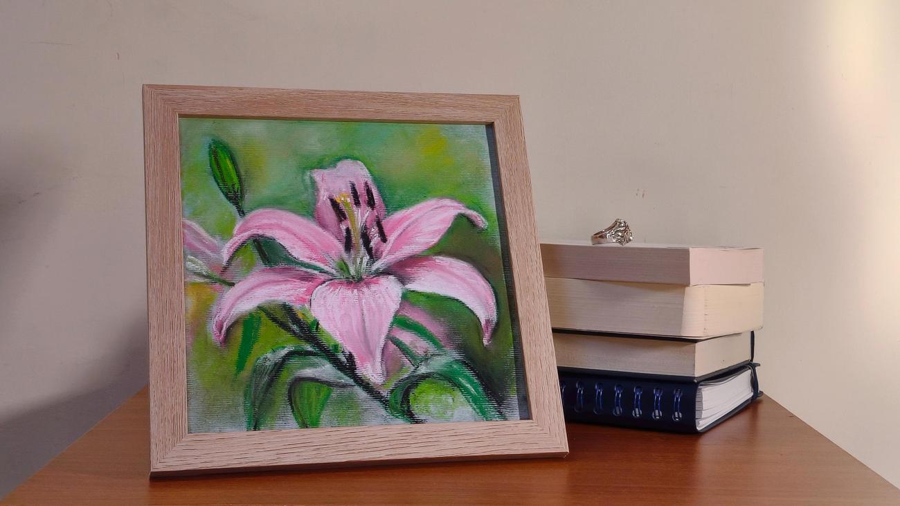 Eleganza Rosa, natura morta a pastello a olio con giglio rosa